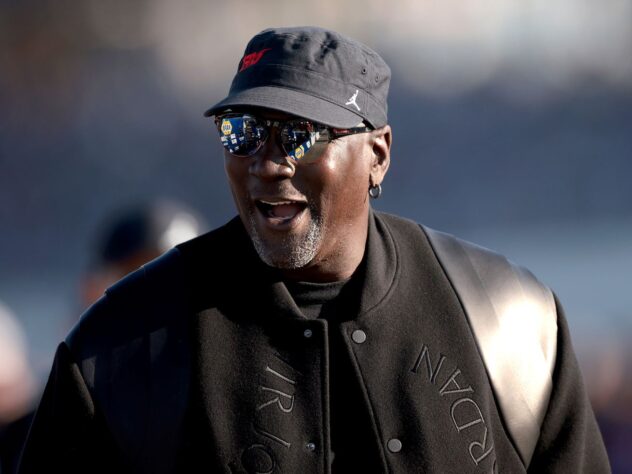 The Truth Behind the Jordan Rookie Card. Plus, NBA Market Update With Chris McGill.