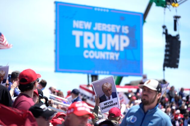 Trump heading to Jersey Shore to rally 'mega crowd' in weekend break from hush money trial