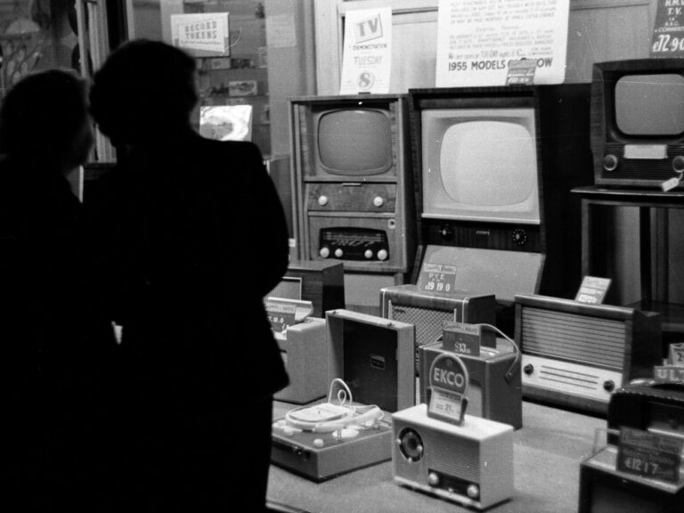 TV Viewers Are Getting Old. Do Advertisers Care?