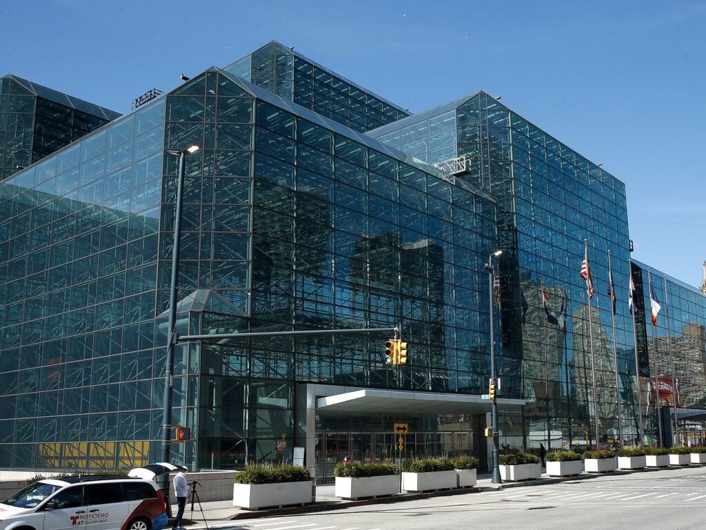 Discussing Fanatics Fest NYC With the Head of Fanatics Events, Lance Fensterman