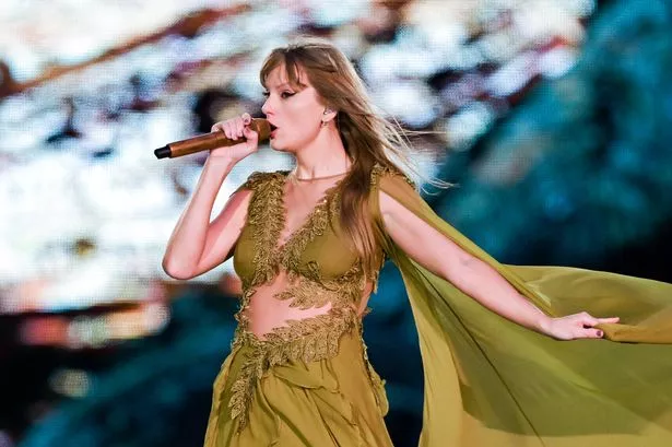 Emotional Taylor Swift stops during Anfield performance after incredible crowd reaction