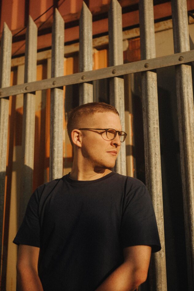 Floating Points Shares Video for New Song “Del Oro”: Watch