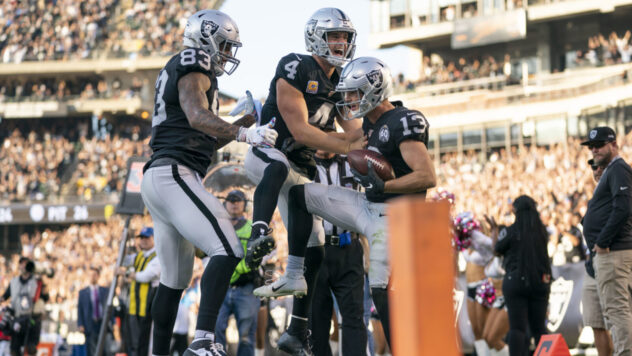 Former Las Vegas Raiders star plans to retire early in his career