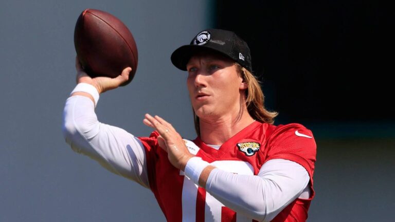Former Star Takes Rough Shot At Jaguars QB Trevor Lawrence