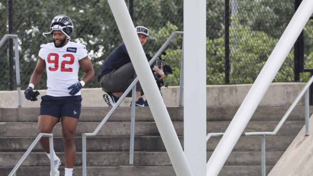 Houston Texans general manager Nick Caserio shares powerful update on defensive end Dylan Horton