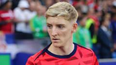 'If Ronaldo reads it, so will I' - Gordon on love of psychology books