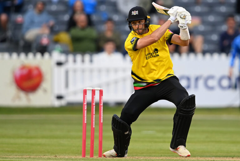 Jack Taylor fifty secures comeback victory for Gloucestershire