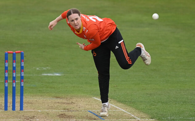 Kirstie Gordon five-for keeps flawless record for The Blaze