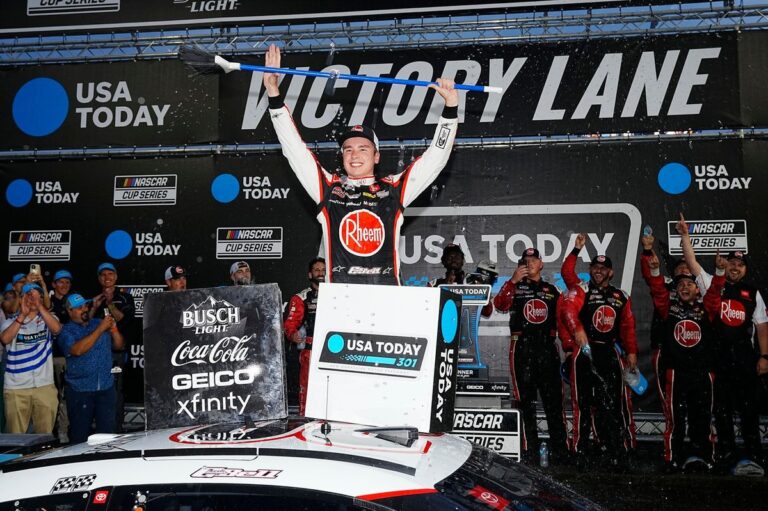 NASCAR Cup NHMS: Bell wins on rain tires in weekend sweep