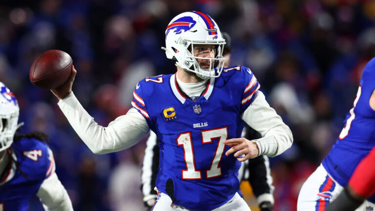 NFL futures: Season-long passing yards bets to make