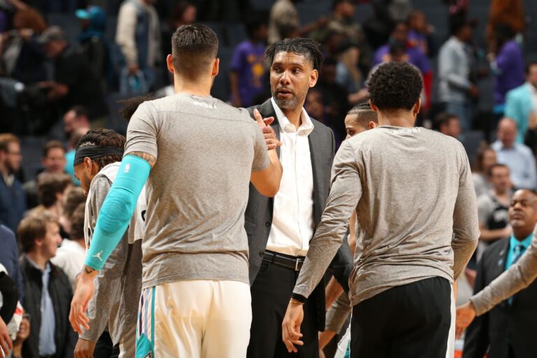 Open Thread: The elusive Tim Duncan spotted in his natural habitat.
