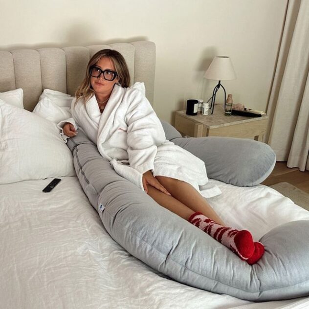 Pregnant Ashley Tisdale Details "Horrible" Nighttime Symptoms