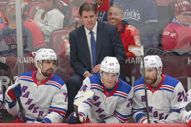 Rangers can’t find winning combo despite slew of lineup changes