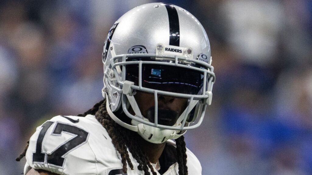 Rich Eisen makes insane prediction for the Las Vegas Raiders in 2024 that fans will be very on board for