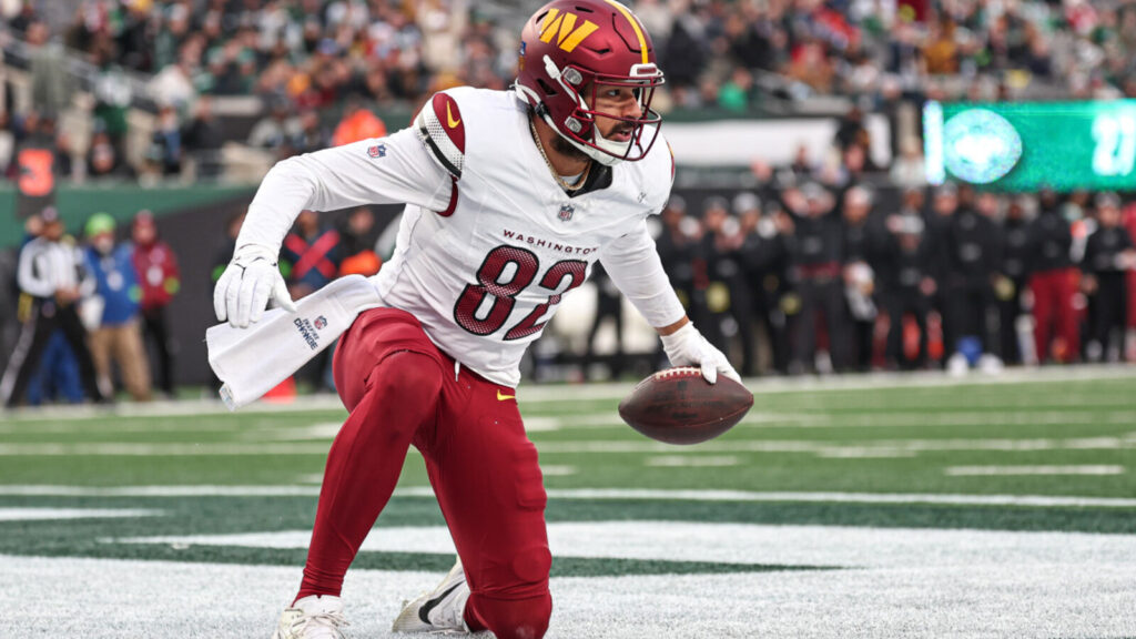 San Francisco 49ers show exactly how they feel about their tight end depth with Logan Thomas signing