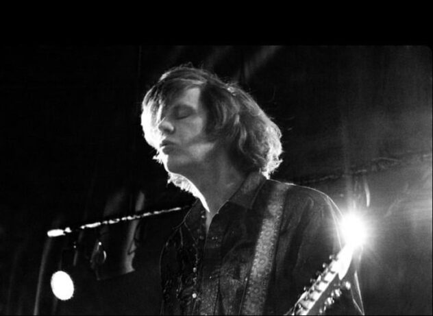 Thurston Moore Announces Album, Shares New Song Featuring Stereolab’s Laetitia Sadier: Listen