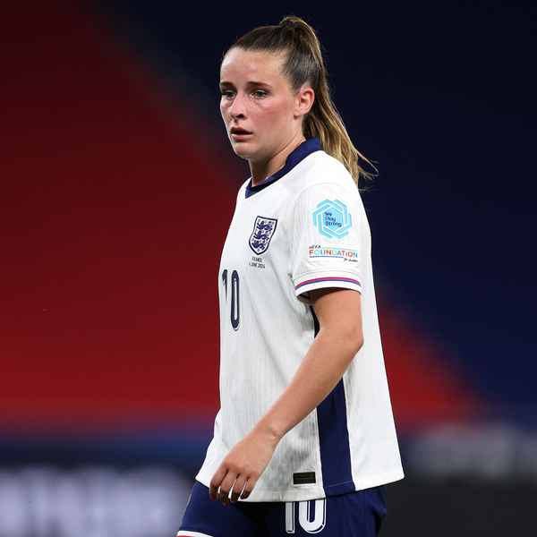 Toone shares credit for 50th England cap