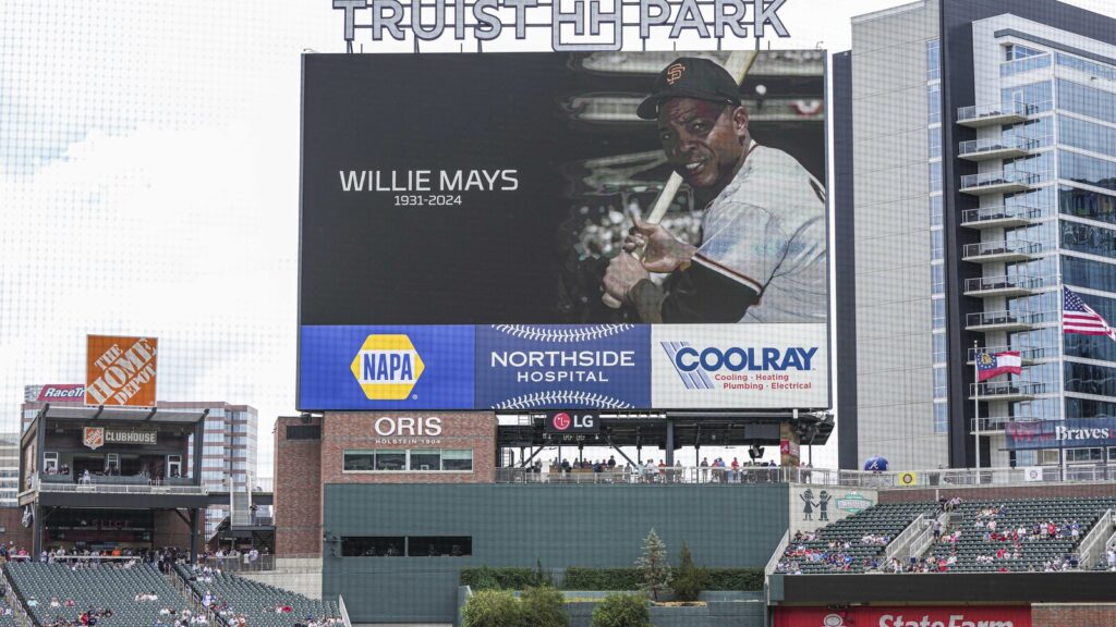 Willie Mays, the ‘Say Hey Kid,’ Dies at 93