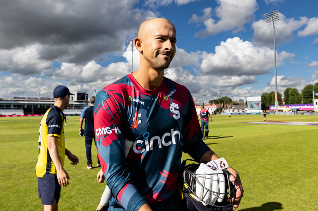Agar, Breetzke seal crucial Northants win in eight-over shoot-out