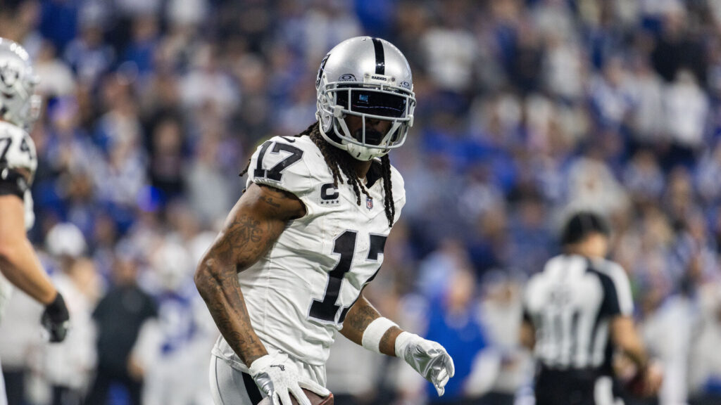 Analyst Reveals Shocking Prediction For Raiders’ Davante Adams