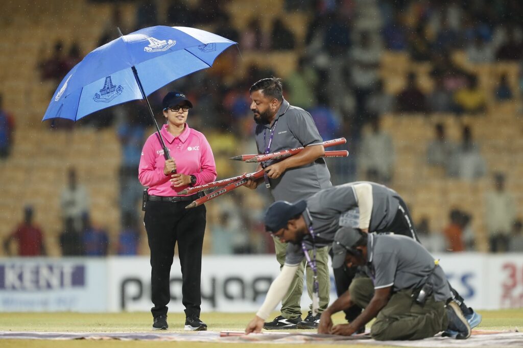 Chennai rain cuts short contest after SA make 177