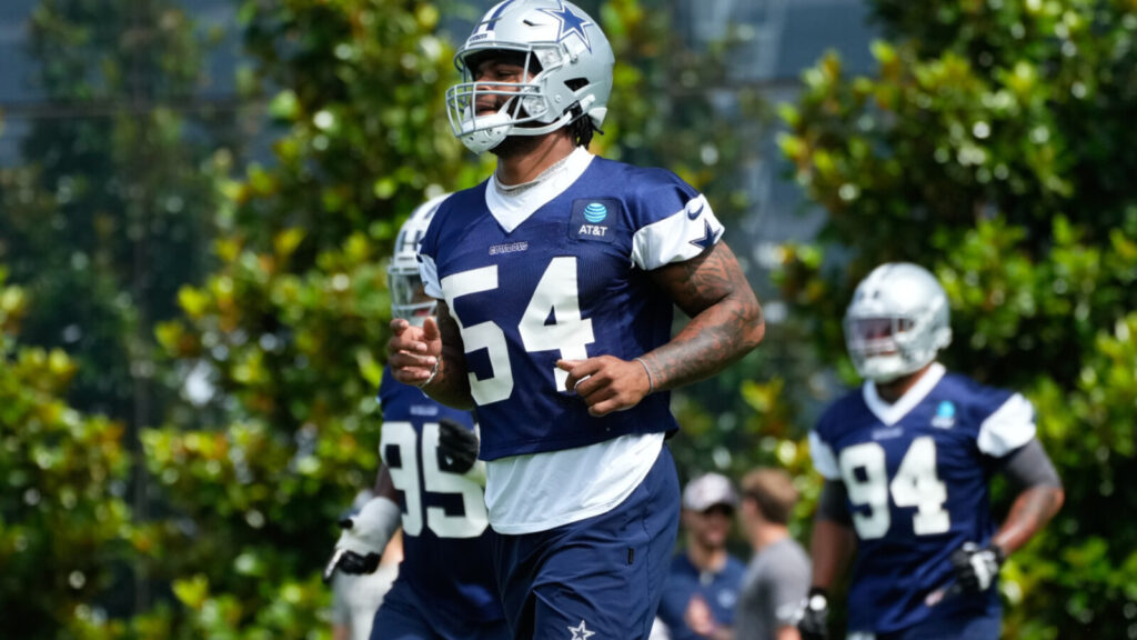 Cowboys to work out pass rushers amid Sam Williams' knee injury