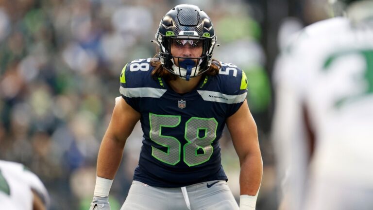 Jacksonville Jaguars sign linebacker Tanner Muse amid training camp
