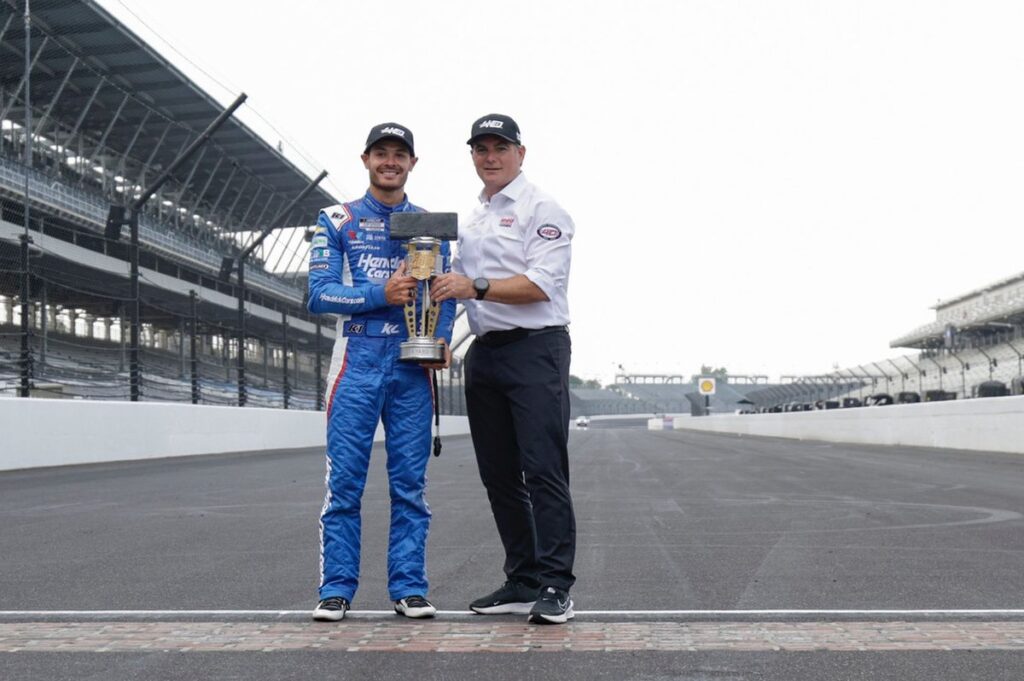 Jeff Gordon: Kyle Larson "driving with a purpose" in Indianapolis win