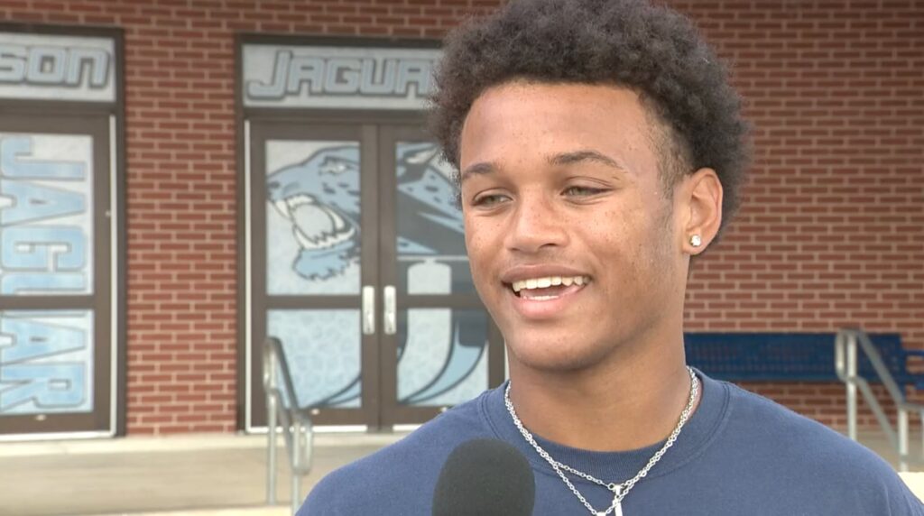 Johnson High School quarterback transfers to IMG Academy for senior year