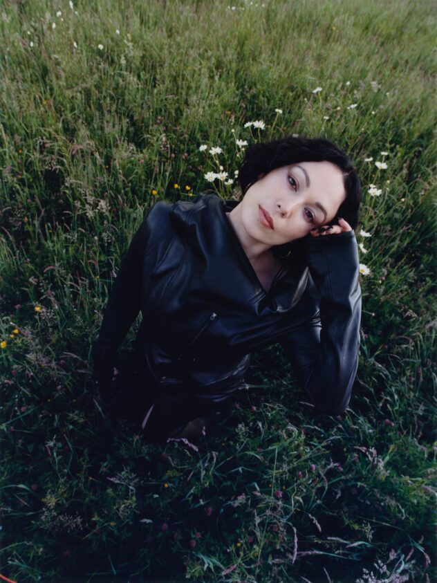 Kelly Lee Owens Announces Album, Shares Video for New Song “Love You Got”: Watch