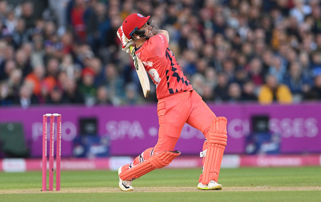 Liam Livingstone, Phil Salt lead Lancashire romp to quarter-finals