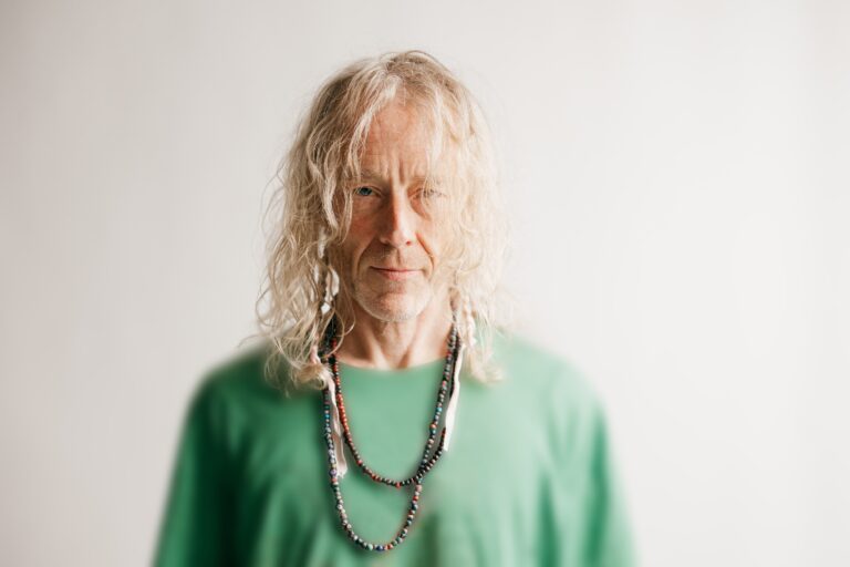Low’s Alan Sparhawk Details Solo Album, Shares Video for New Song: Watch