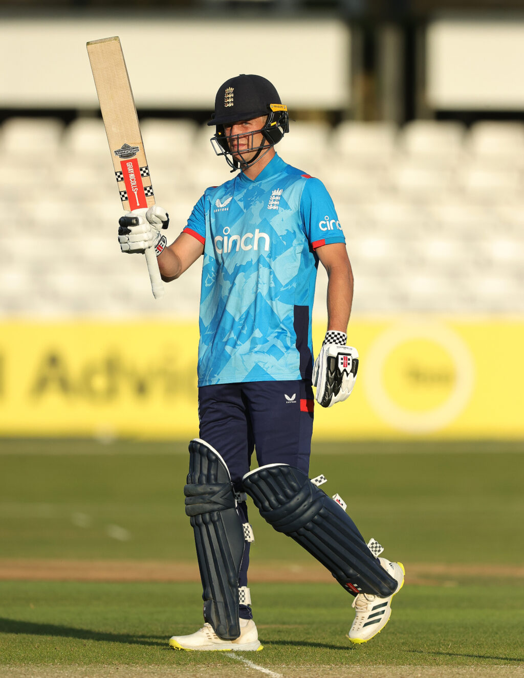 Luc Benkenstein century drives England U19 to thrilling come-from-behind series win