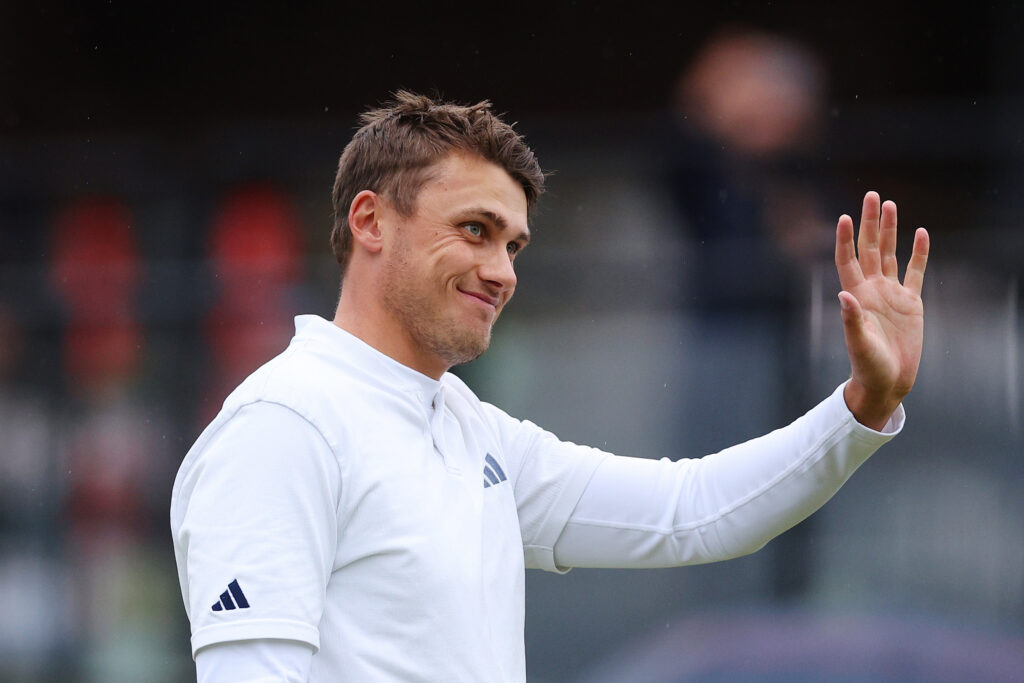 Ludvig Aberg extends lead at Genesis Scottish Open, but native son Robert MacIntyre will receive hero's welcome Sunday