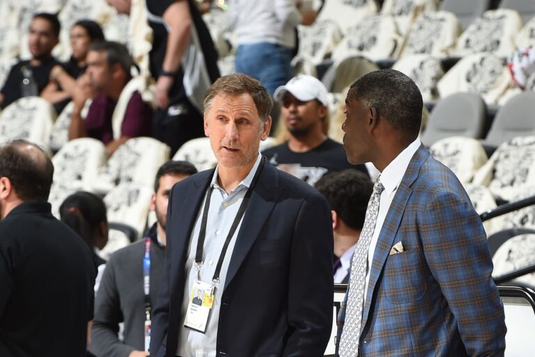 Open Thread: Brent Barry is leaving the Alamo City for the Valley of the Suns