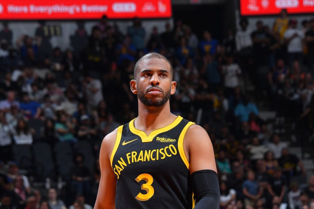 Open Thread: Chris Paul sends a message to Spurs fans