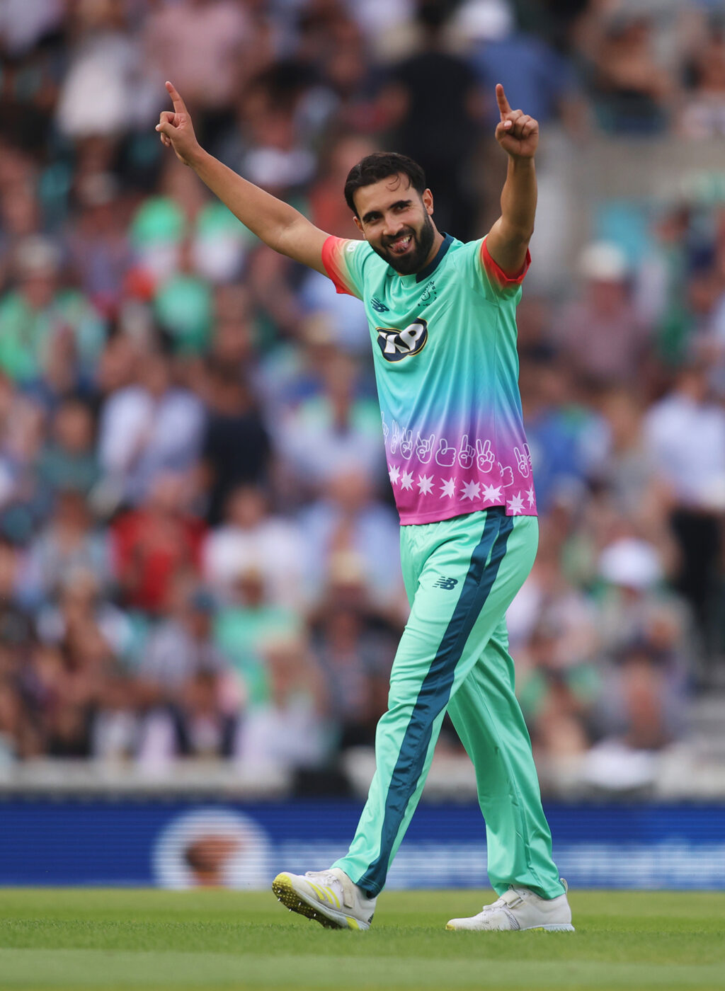 Oval Invincibles land statement win as Zampa, Mahmood, Amir thrive