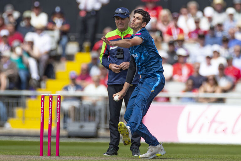 Pat Brown, Ross Whiteley keep Derbyshire in hunt for knockouts