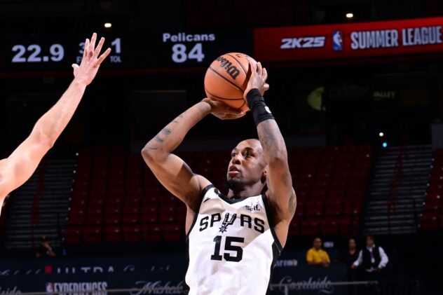 Summer Spurs’ time in Las Vegas comes to an end with blowout loss to 76ers