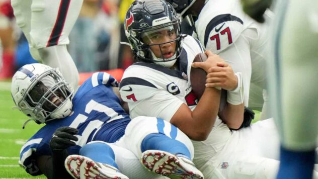 Texans reporter chooses the Colts to win the AFC South