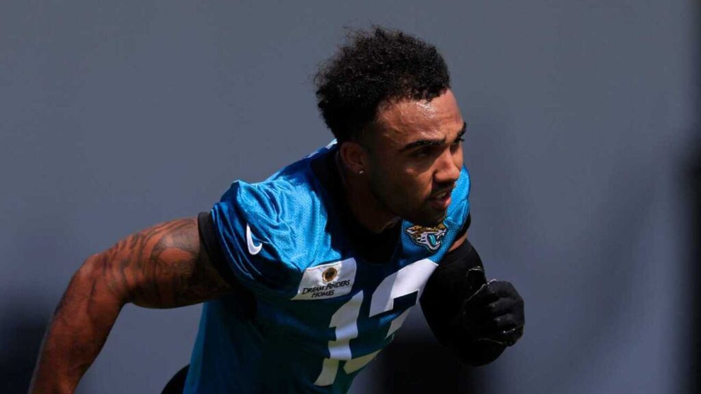 Three important decisions the Jaguars must make before regular season