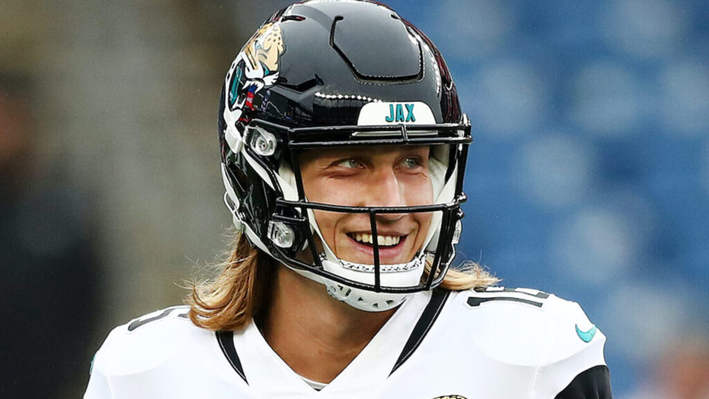 Trevor Lawrence, wife Marissa reveal ‘the scoop’ on baby’s gender