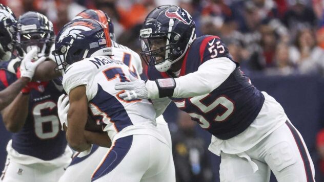 Veteran DE Jerry Hughes re-signs with Texans