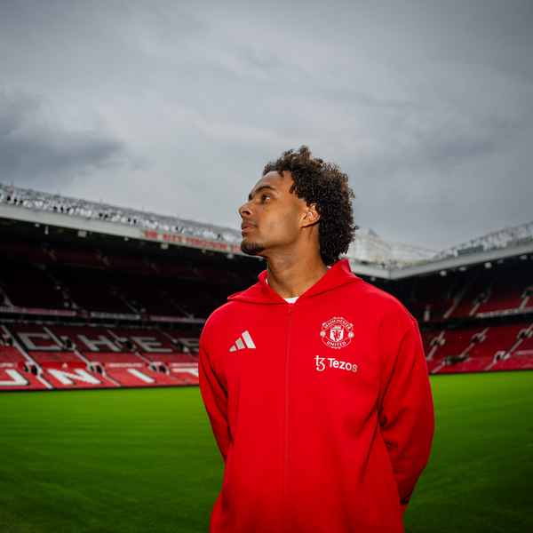 Zirkzee's first interview is coming soon