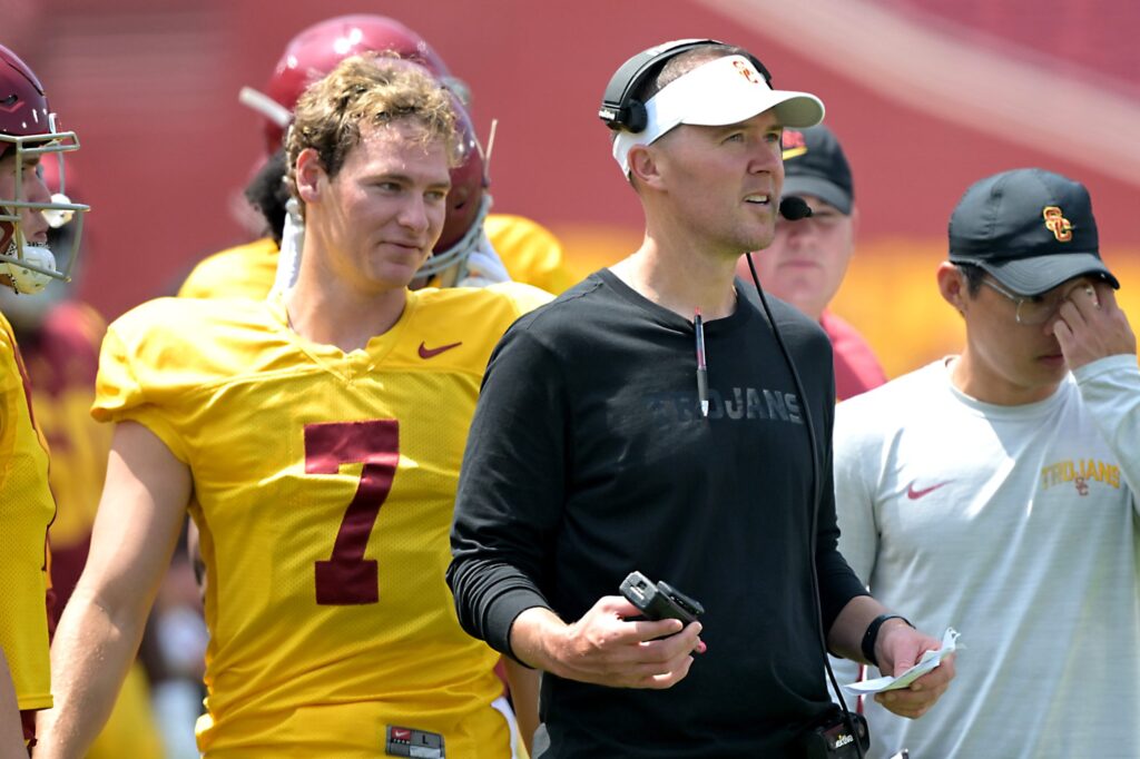 2024 college football predictions, odds: How to bet on USC in Big Ten debut season