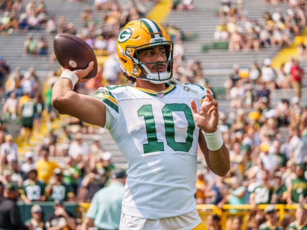 BreadZone: A Lot of Love for Jordan and the Packers. Plus, Will Mike Tomlin Keep His Winning Streak Alive?