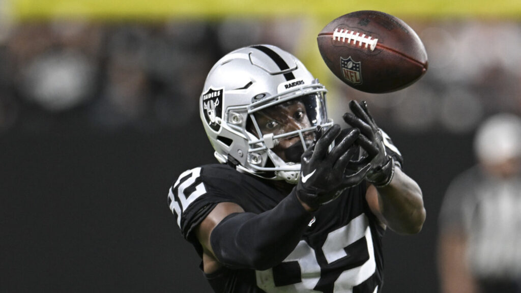 Breaking down how three potential cut candidates can make the Raiders’ 53-man roster