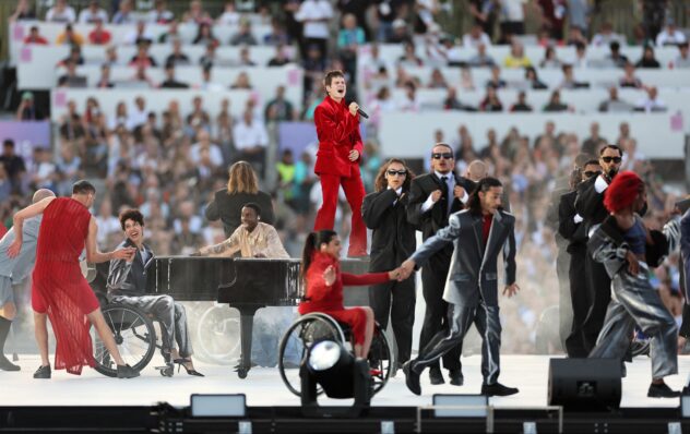Christine and the Queens Performs at Paris 2024 Paralympic Games Opening Ceremony: Watch