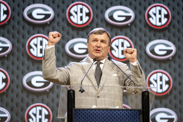 College football Week 1 predictions: Georgia vs. Clemson, more picks vs. spread
