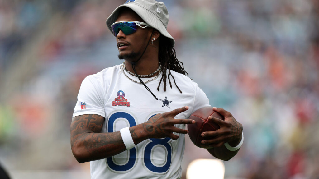 Cowboys Met With CeeDee Lamb’s Reps In Attempt To Get Extension Done